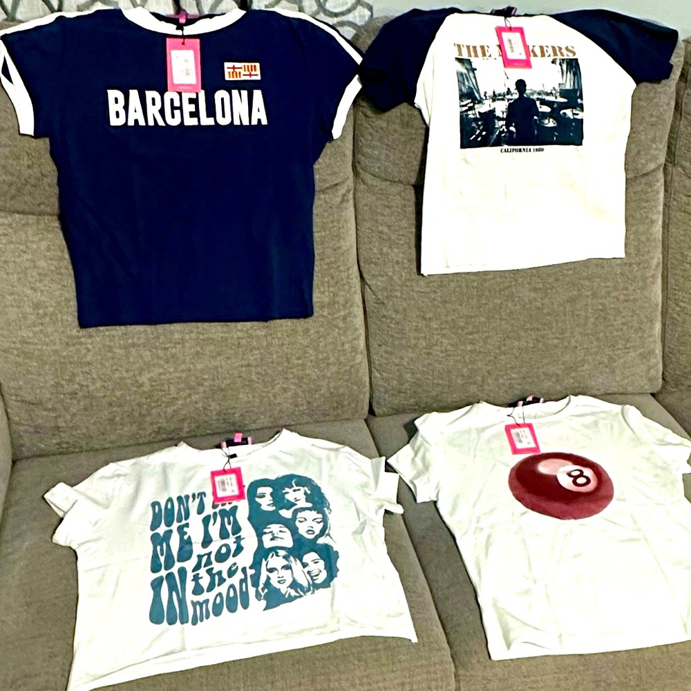 4 New Edikted Tee Shirts Size M Brand New in Original Bag